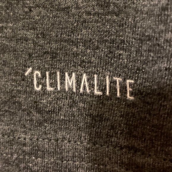 NWT - Men’s Adidas Gray T-Shirt - Picture 5 of 7